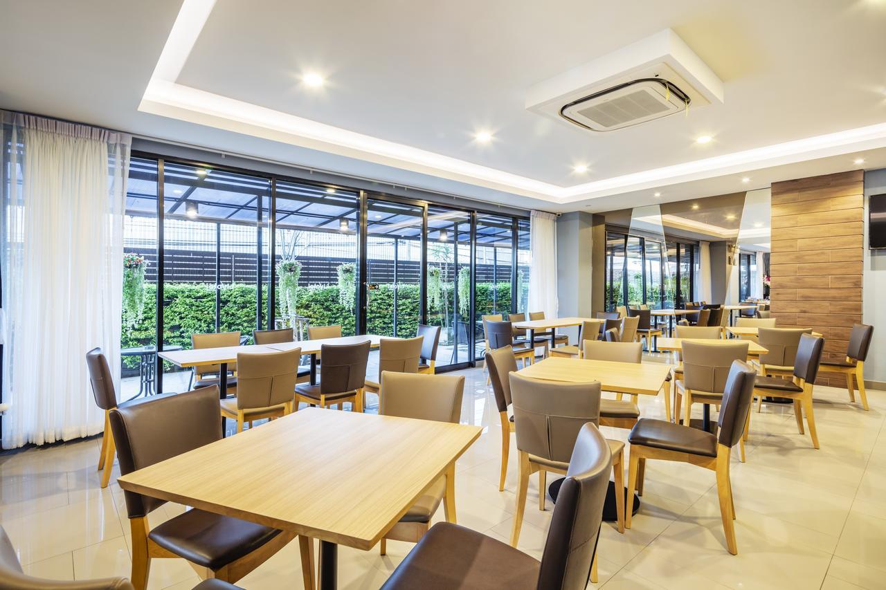 Livotel Hotel Kaset Nawamin Bangkok Buitenkant foto