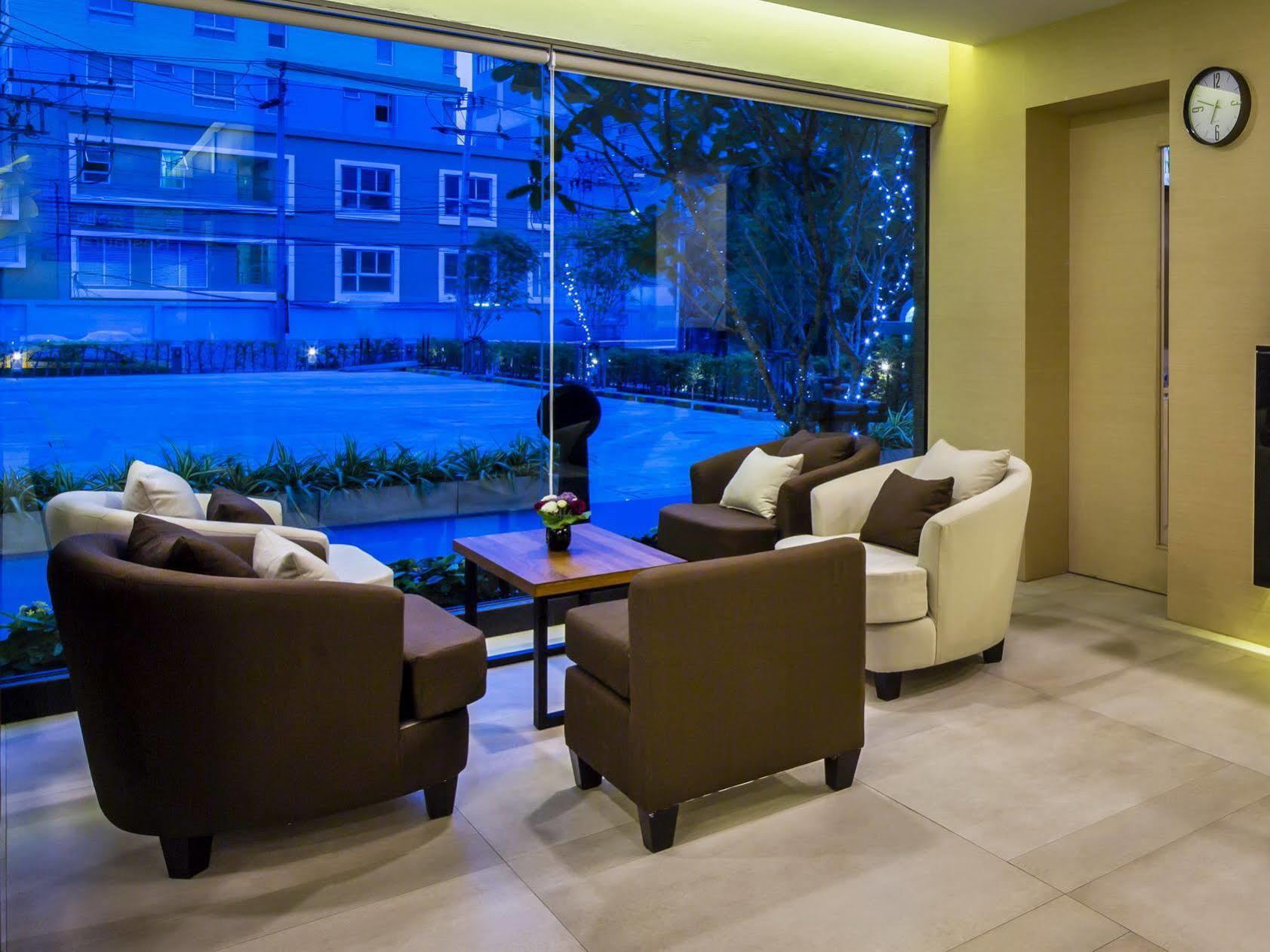 Livotel Hotel Kaset Nawamin Bangkok Buitenkant foto